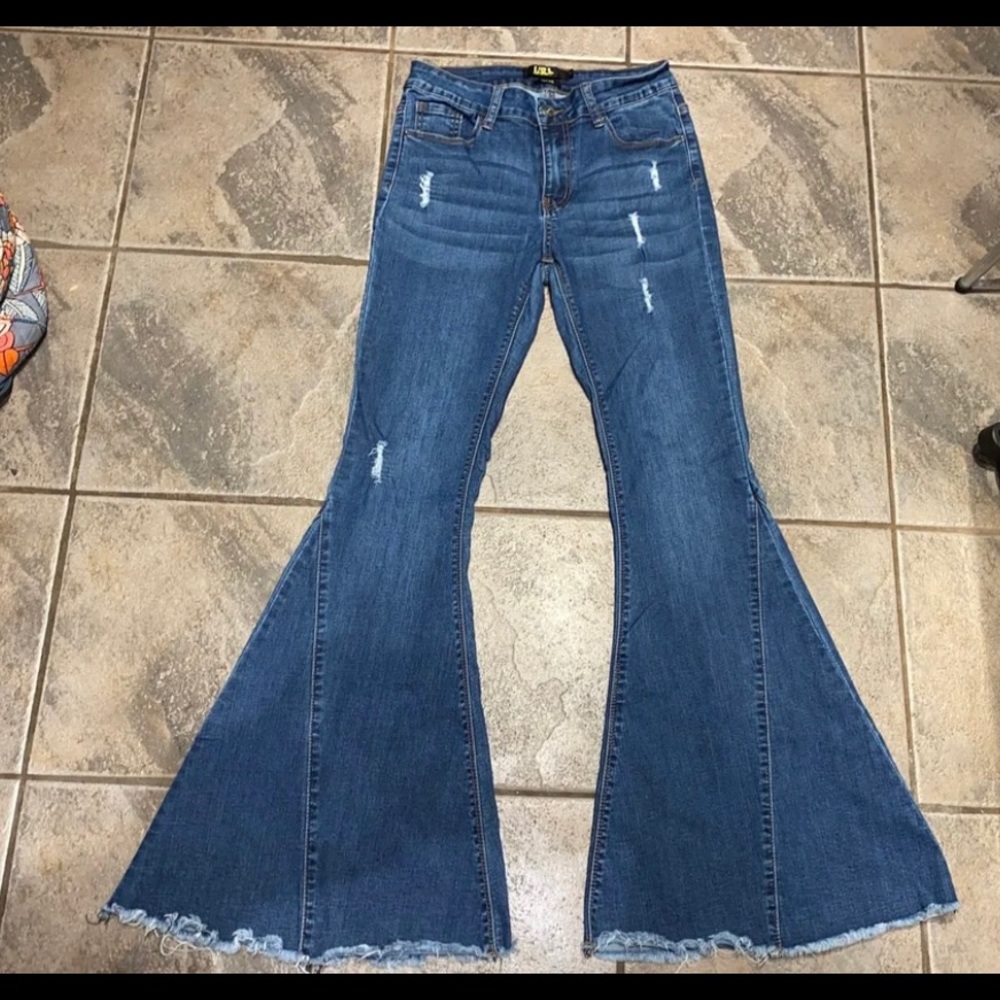Size 6 High Rise Flare Jean
